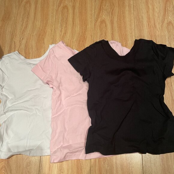 Girl's 3-Pack Short Sleeve T-Shirt 2T - Picture 2 of 3